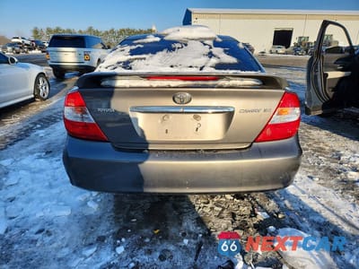 Zdjęcie 6 z 12 samochodu: 2003 TOYOTA CAMRY LE VIN:4T1BE30K73U672322 - miniatura