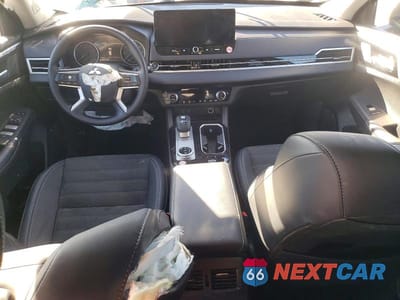 Zdjęcie 8 z 12 samochodu: 2025 MITSUBISHI OUTLANDER SE VIN:JA4J4VA81SZ046116 - miniatura