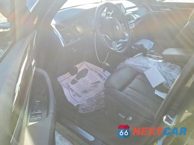 Zdjęcie 8 z 12 samochodu: 2019 BMW X3 XDRIVE30I VIN:5UXTR9C53KLR09655 - miniatura