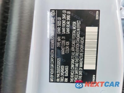 Zdjęcie 13 z 13 samochodu: 2025 VOLVO XC40 PLUS VIN:YV4L12UEXS2530525 - miniatura