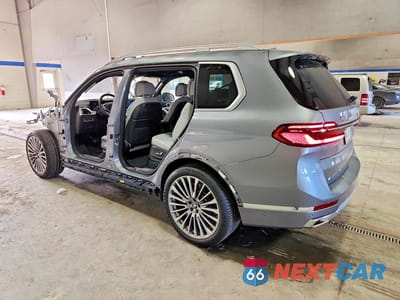 Drugie zdjęcie samochodu z przodu: 2025 BMW X7 XDRIVE40I VIN:5UX23EM07S9Z89841 - miniatura