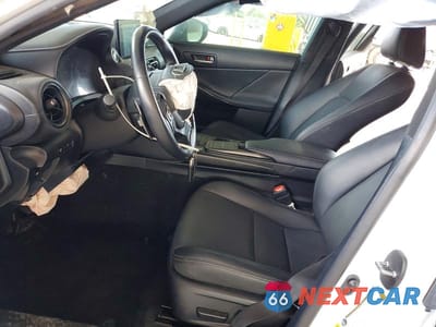 Zdjęcie 7 z 12 samochodu: 2024 LEXUS IS 300 BASE VIN:JTHCA1D2XR5131284 - miniatura