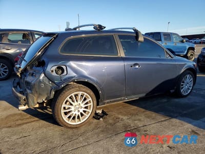 Trzecie zdjęcie samochodu z tyłu: 2012 VOLVO C30 T5 VIN:YV1672MK8C2269072 - miniatura