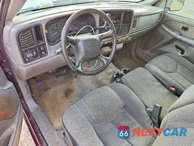 Zdjęcie 8 z 11 samochodu: 1999 GMC SIERRA VIN:1GTEC14V8XZ531753 - miniatura