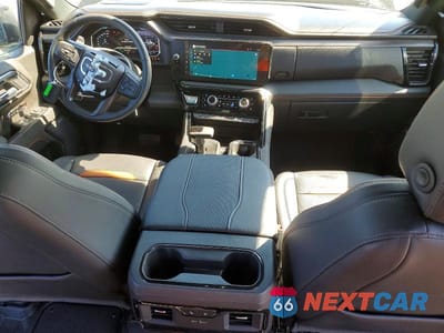 Zdjęcie 8 z 11 samochodu: 2025 GMC SIERRA K1500 AT4 VIN:3GTUUEE86SG319810 - miniatura