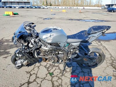 Trzecie zdjęcie samochodu z tyłu: 2025 KAWASAKI ZX636 K VIN:JKBZXJK13SA011396 - miniatura