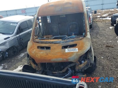 Piąte zdjęcie samochodu w środku: 2015 FORD TRANSIT 250 UTILITY / SERVICE VAN VIN:1FTNR1CM5FKB11513 - miniatura