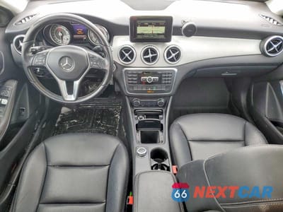 Zdjęcie 8 z 13 samochodu: 2015 MERCEDES-BENZ GLA 250 VIN:WDCTG4EB4FJ180221 - miniatura