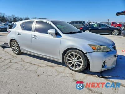 Czwarte zdjęcie samochodu z boku: 2012 LEXUS CT 200 VIN:JTHKD5BH0C2118800 - miniatura