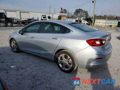 Drugie zdjęcie samochodu z przodu: 2018 CHEVROLET CRUZE LT VIN:1G1BE5SM9J7229060 - miniatura