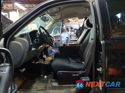Zdjęcie 7 z 13 samochodu: 2011 GMC SIERRA K1500 SL VIN:1GTR2UEA1BZ422187 - miniatura
