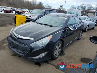 2011 HYUNDAI SONATA HYBRID PREMIUM KMHEC4A46BA008232 - główne zdjęcie licytacji z USA - miniatura