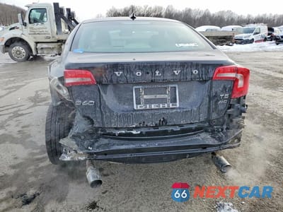 Zdjęcie 6 z 12 samochodu: 2017 VOLVO S60 DYNAMIC VIN:YV140MTL2H2420285 - miniatura