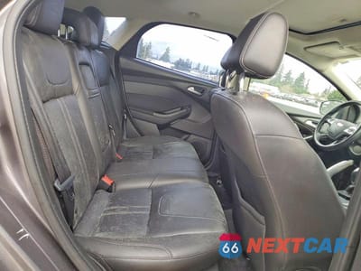 Zdjęcie 10 z 12 samochodu: 2012 FORD FOCUS TITANIUM VIN:1FAHP3N21CL189566 - miniatura