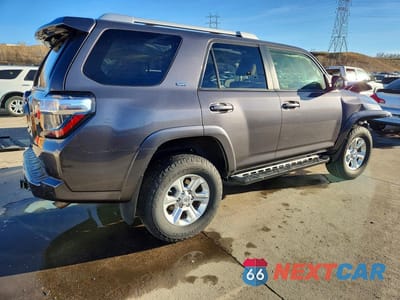 Trzecie zdjęcie samochodu z tyłu: 2014 TOYOTA 4RUNNER SR5 VIN:JTEBU5JR7E5188366 - miniatura