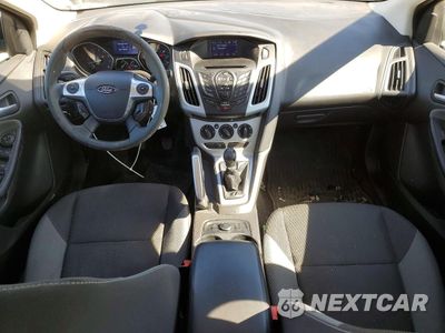 Zdjęcie 8 z 12 samochodu: 2013 FORD FOCUS SE VIN:1FADP3F21DL158168 - miniatura
