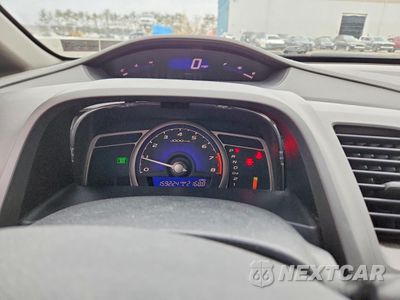Zdjęcie 9 z 12 samochodu: 2010 HONDA CIVIC LX VIN:19XFA1F52AE005869 - miniatura