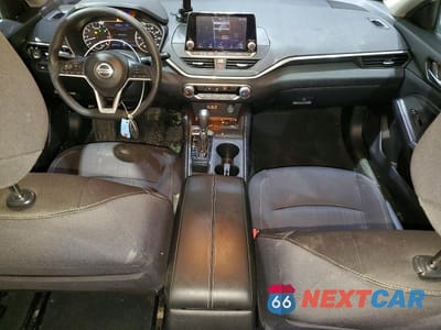 Zdjęcie 8 z 12 samochodu: 2020 NISSAN ALTIMA VIN:1N4BL4BV8LC270442 - miniatura