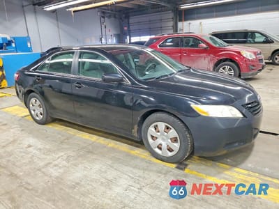 Czwarte zdjęcie samochodu z boku: 2007 TOYOTA CAMRY CE VIN:4T1BE46K87U507009 - miniatura