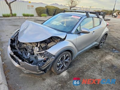 2018 TOYOTA C-HR XLE NMTKHMBX2JR043223 - główne zdjęcie licytacji z USA - miniatura