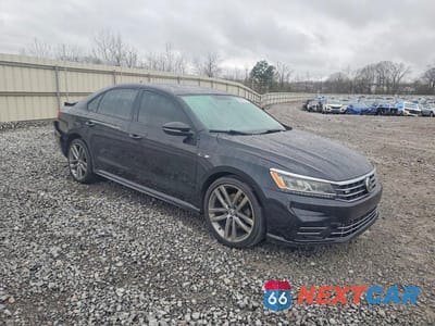 Czwarte zdjęcie samochodu z boku: 2018 VOLKSWAGEN PASSAT VIN:1VWAA7A31JC004056 - miniatura