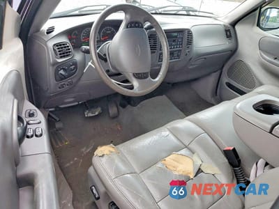 Zdjęcie 8 z 12 samochodu: 2002 FORD F-150 VIN:1FTRX17W22NB57005 - miniatura