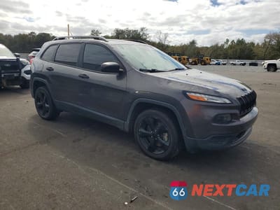 Czwarte zdjęcie samochodu z boku: 2017 JEEP CHEROKEE SPORT VIN:1C4PJLAS6HW661814 - miniatura
