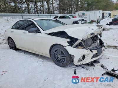 Czwarte zdjęcie samochodu z boku: 2019 MERCEDES-BENZ C 300 4MATIC VIN:WDDWF8EBXKR484359 - miniatura