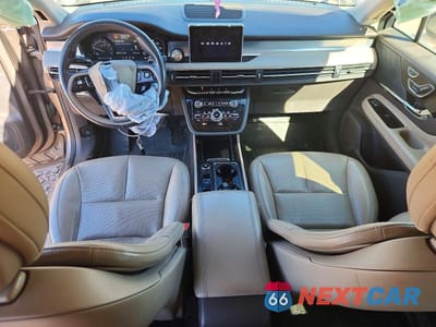 Zdjęcie 8 z 13 samochodu: 2020 LINCOLN TOWNHOUSE CORSAIR VIN:5LMCJ1C94LUL11401 - miniatura