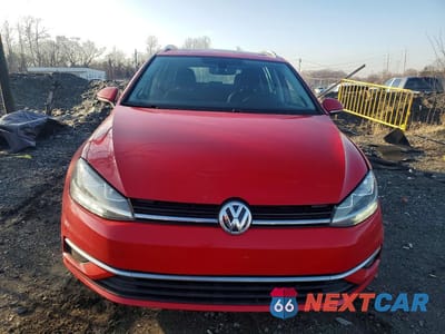 Piąte zdjęcie samochodu w środku: 2018 VOLKSWAGEN GOLF SPORTWAGEN SEL VIN:3VWL17AU9JM757835 - miniatura