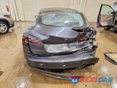 Zdjęcie 6 z 12 samochodu: 2015 TESLA MODEL S VIN:5YJSA1E15FF114115 - miniatura