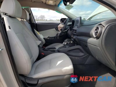 Zdjęcie 7 z 14 samochodu: 2023 HYUNDAI KONA SEL VIN:KM8K6CAB5PU054580 - miniatura