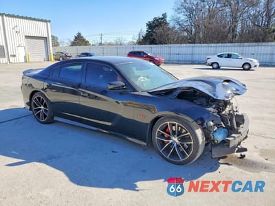 Czwarte zdjęcie samochodu z boku: 2016 DODGE CHARGER R/T SCAT PACK VIN:2C3CDXGJ8GH318290 - miniatura