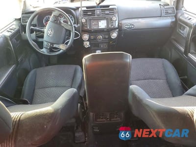 Zdjęcie 8 z 12 samochodu: 2015 TOYOTA 4RUNNER SR5/SR5 PREMIUM VIN:JTEBU5JR6F5268257 - miniatura