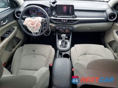Zdjęcie 8 z 11 samochodu: 2021 KIA FORTE VIN:3KPF24AD0ME389829 - miniatura