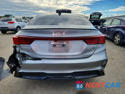 Zdjęcie 6 z 12 samochodu: 2023 KIA FORTE GT LINE VIN:3KPF54ADXPE550490 - miniatura