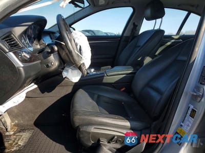 Zdjęcie 7 z 12 samochodu: 2015 BMW 528 XI VIN:WBA5A7C52FD626909 - miniatura