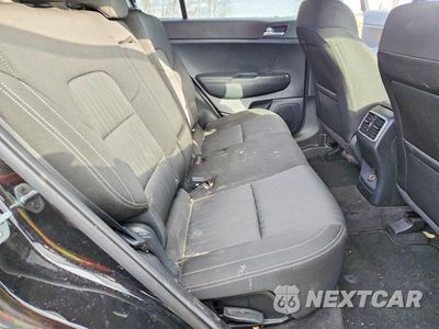 Zdjęcie 11 z 12 samochodu: 2021 KIA SPORTAGE LX VIN:KNDPMCAC3M7861411 - miniatura