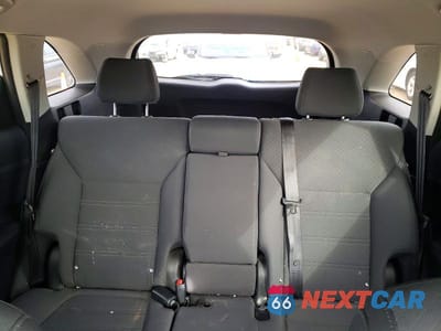 Zdjęcie 10 z 13 samochodu: 2016 KIA SORENTO LX VIN:5XYPGDA35GG060452 - miniatura