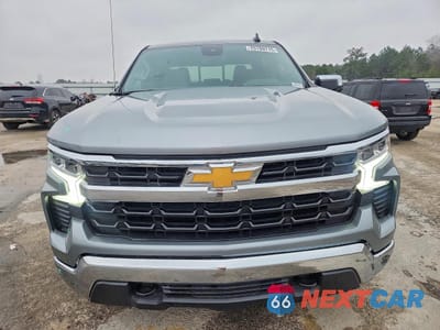 Piąte zdjęcie samochodu w środku: 2025 CHEVROLET SILVERADO K1500 LT VIN:2GCUKDED6S1175228 - miniatura