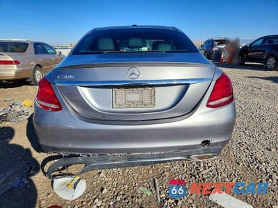 Zdjęcie 6 z 12 samochodu: 2015 MERCEDES-BENZ C 300 VIN:55SWF4JB5FU070327 - miniatura
