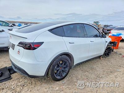 Trzecie zdjęcie samochodu z tyłu: 2020 TESLA MODEL Y VIN:5YJYGDEF7LF002563 - miniatura