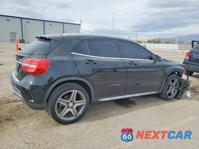 Trzecie zdjęcie samochodu z tyłu: 2015 MERCEDES-BENZ GLA 250 4MATIC VIN:WDCTG4GB7FJ074987 - miniatura