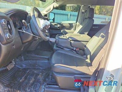 Zdjęcie 7 z 13 samochodu: 2024 GMC SIERRA K2500 HEAVY DUTY VIN:1GT49LEY5RF468775 - miniatura