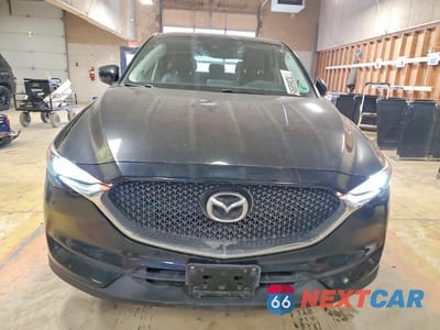 Piąte zdjęcie samochodu w środku: 2017 MAZDA CX-5 TOURING VIN:JM3KFBCL8H0213595 - miniatura