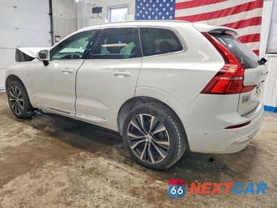 Drugie zdjęcie samochodu z przodu: 2022 VOLVO XC60 T8 RECHARGE INSCRIPTION EXPRESS VIN:YV4H60DZ5N1050272 - miniatura
