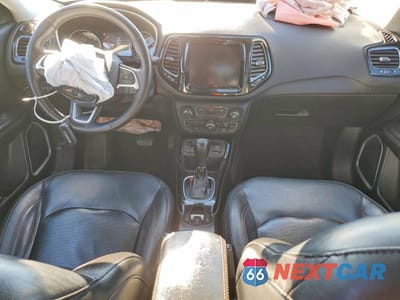 Zdjęcie 8 z 14 samochodu: 2019 JEEP COMPASS LIMITED VIN:3C4NJCCBXKT670789 - miniatura