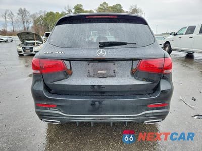 Zdjęcie 6 z 12 samochodu: 2020 MERCEDES-BENZ GLC 300 VIN:W1N0G8DB3LF808312 - miniatura