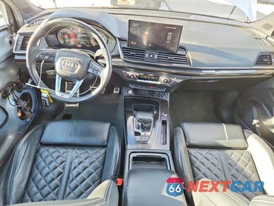 Zdjęcie 8 z 13 samochodu: 2022 AUDI SQ5 PREMIUM PLUS VIN:WA1B4AFY8N2029154 - miniatura