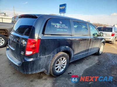 Trzecie zdjęcie samochodu z tyłu: 2018 DODGE GRAND CARAVAN VIN:2C4RDGCG0JR266557 - miniatura